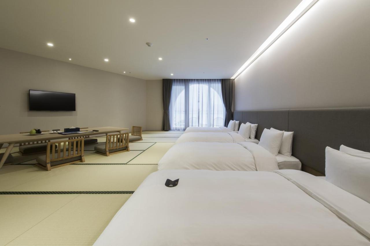 Golden Tulip FAB Hotel Tamsui Eksteriør billede