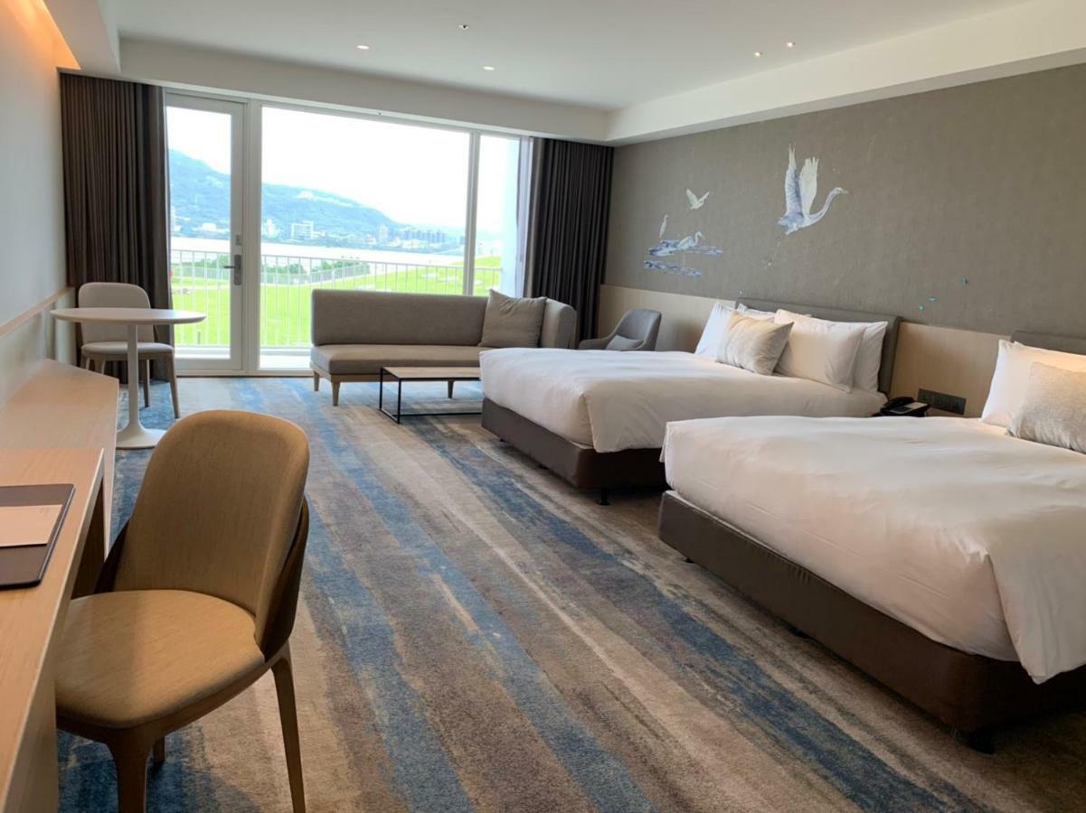 Golden Tulip FAB Hotel Tamsui Eksteriør billede