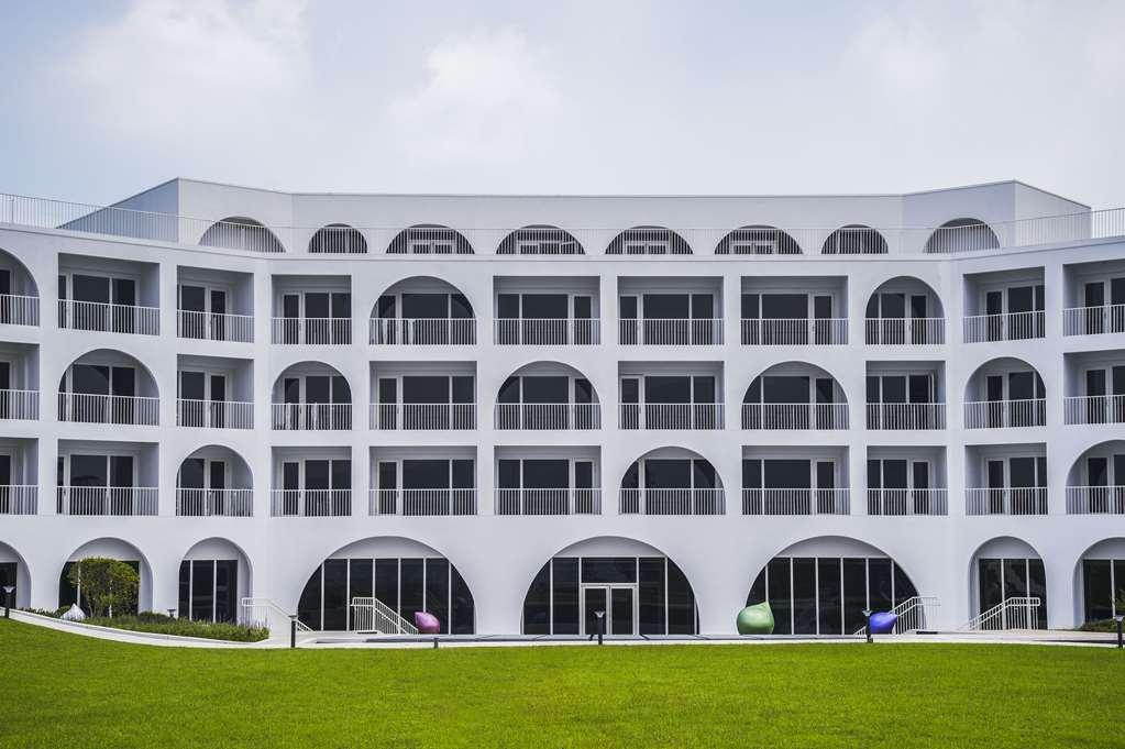 Golden Tulip FAB Hotel Tamsui Eksteriør billede